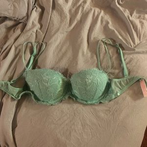 PINK Victoria Secret bra